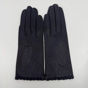 Rare, Vintage  Freddy Paris, Unused Navy French Kidskin Gloves